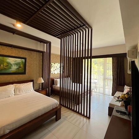 Bonel Condo At Pico De Loro Cutad Eksteriør bilde