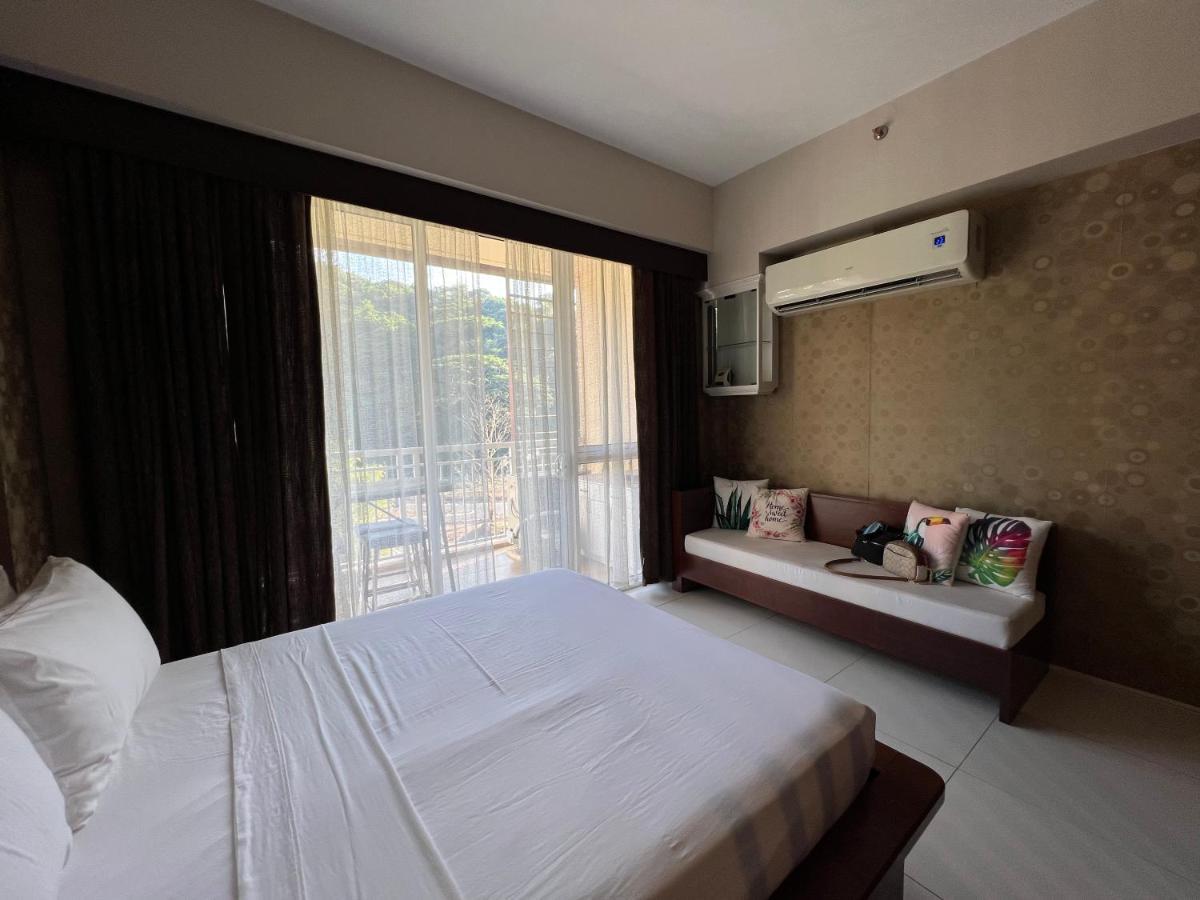 Bonel Condo At Pico De Loro Cutad Eksteriør bilde