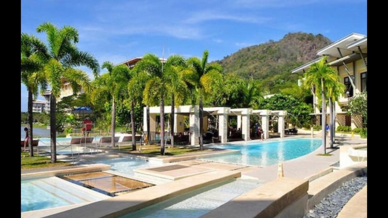 Bonel Condo At Pico De Loro Cutad Eksteriør bilde